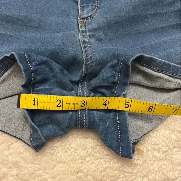 S.O. Jean Short - Picture 3 of 6